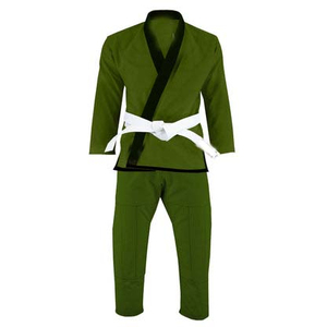 Combinaison d'entraînement d'arts martiaux Victory Storm rouge et noire pour les sports de compétition et les activités de fitness - Product Image 1