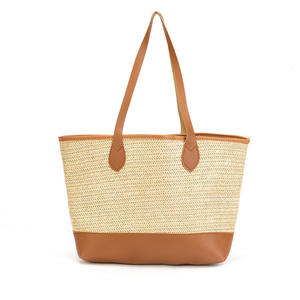Apportez une touche d'énergie moderne à vos tenues avec ce sac en fil naturel vibrant, doté d'un corps structuré et de bretelles noires élégantes. - Product Image 4