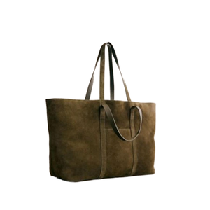 Pochette en cuir véritable pour femmes, design pliable et imperméable, fermeture éclair, double sangle, convertible en sac à dos pour les voyages et un usage décontracté - Product Image 3