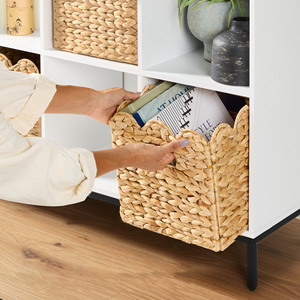 Delicate Water Hyacinth Storage Basket Scalloped Edge Organizer Basket Decorative Storage <b>Bin</b> Perfect For Shelf Home Decor - Product Image 3