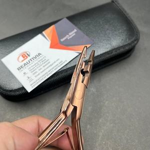 Pince à extensions capillaires plasma professionnelle personnalisable à 2 trous, or rose, en acier inoxydable de qualité chirurgicale, écologique - Product Image 5