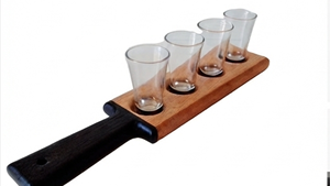 Porte-verres et porte-bouteilles élégant en bambou, idéal pour les restaurants, les centres de villégiature, les mariages, organisateur avec crochets et support - Product Image 4