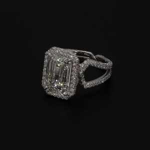 Anillo de Halo con Diamante de Corte Esmeralda Moissanite para Mujer, Plata 925 Original, Regalo Personalizado, Anillo de Diamantes con Banda Única - Product Image 2