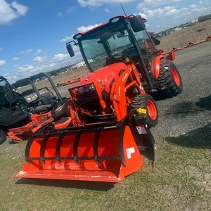 Tracteur Kubota LX2620 fiable offrant un fonctionnement fluide, une utilité robuste et une maniabilité aisée pour les travaux agricoles - Product Image 2