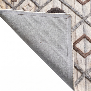 Tapis géométrique en laine beige-gris à motifs tribaux abstraits, à poils brossés, écologique, antidérapant, tufté à la main, épais - Product Image 6