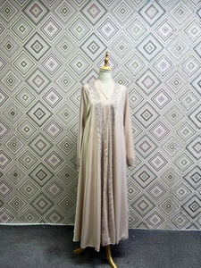 Abaya Nida vintage de qualité supérieure, brodée à la main et perlée, anti-boulochage, Meera Fashion Designers, col en V, style indien/pakistanaise - Product Image 6