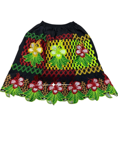 Jupe Hawaïenne en Coton Brodé Floral Écologique pour Femme, Taille Naturelle, Dernier Design Guam Micronésie, Ornée de Paillettes - Product Image 4