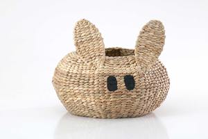 <b>Round</b> water hyacinth <b>basket</b> with rabbit face pattern Handmade <b>Storage</b> <b>Basket</b> Wholesale eco-friendly Made in Vietnam - Product Image 3