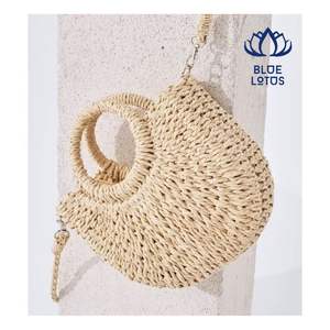 Sac à main en jacinthe d'eau 2026 le plus vendu pour la plage et les sorties décontractées, en fibre tressée légère, matériau propre et sûr - Product Image 1