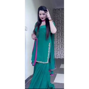 Ensemble haut-bas et Dupatta pour femmes design avec broderie élégante pour les fêtes - Product Image 6