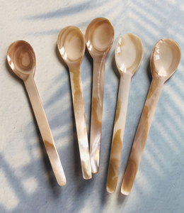 Cuillère artisanale vietnamienne en nacre, fabriquée à partir de coquillages, pour servir du caviar, des œufs, de la crème glacée, des desserts, du café, vaisselle de table. - Product Image 2