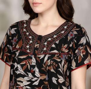 ชุดนอนผู้หญิง Evolove รุ่นหรูหรา แขนสั้น ผ้าทอเนื้อนุ่ม กระเป๋าข้าง คอเสื้อปักลายด้วยเครื่องจักร - Product Image 4