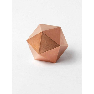 Escultura Geométrica de Poliedro con Acabado en Cobre, Adorno Artístico con Acabado Arenado, Decoración Moderna para Mesa, Artesanía Metálica para el Hogar - Product Image 1
