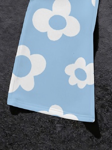 Pantalons de survêtement amples en molleton blancs avec logo brodé sur mesure, fabricant de vêtements streetwear - Product Image 5