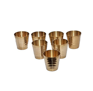 Verre à boire en laiton artisanal avec motif gravé traditionnel, design le plus vendu, dernier modèle, verre à vin, verre à eau, verre à shot - Product Image 2