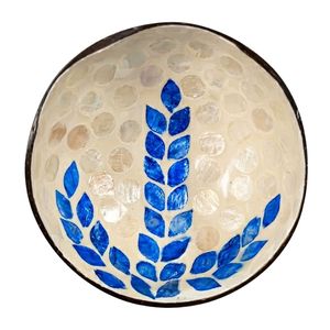 High Quality Eco-Friendly Coconut Handmade Bowl Vietnam Mother of Pearl Inlaid Vintage Design Customized <b>Lacquer</b> <b>Paint</b> - Product Image 1