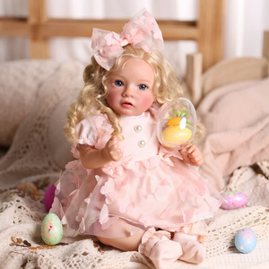 Poupée Reborn Bébé Daisy <span class=keywords><strong>de</strong></span> 20 pouces, Fille, Corps en Tissu, Réaliste, Cheveux Blonds Bouclés et Tachetés - Product Image 5
