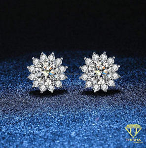 Pendientes de tuerca rosas de primera calidad cultivados en laboratorio, diseño de halo redondo, chapados en plata 925, joyería fina, regalo nupcial para boda - Product Image 1