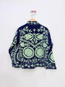 Veste en velours brodée de fleurs bohèmes, col mandarin, manches longues, grande taille, vêtements décontractés pour adultes, vêtements d'automne - Product Image 2