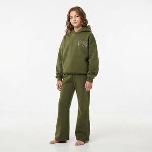 Conjunto de Sudadera Oversize con Pedrería y Pantalones Anchos para Niñas, Ropa Deportiva de Moda Urbana, Chándal con Logotipo Personalizado, Venta al por Mayor de Ropa - Product Image 5