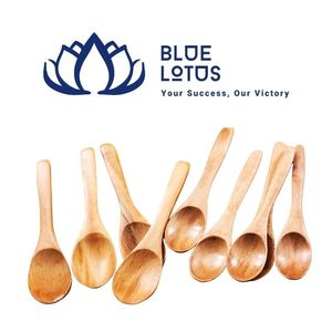 Juego de 7 Cucharas de Madera Reutilizables de 5.8 Pulgadas, Mini Cucharas para Miel, Mermelada y Condimentos, Solo Lavar a Mano, Utensilios de Cocina - Product Image 1