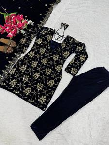 Nouvelle robe ethnique indienne de créateur, tenue de soirée, en velours de viscose lourd avec broderie et sequins, ensemble Salwar Kameez, robe de travail - Product Image 4