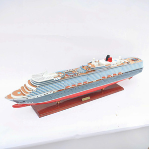 MS QUEEN ELIZABETH 2010 |   Coque grise |   Modèle de bateau de croisière britannique de luxe en bois artisanal, idéal pour les cadeaux d'affaires et la décoration intérieure - Product Image 1
