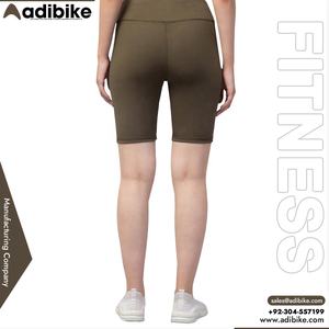 Shorts de sport respirants pour femmes, très demandés, avec poches en mesh et ceinture décorative style coupe-vent - Product Image 2