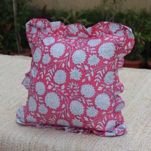 Housses de coussin rectangulaires décoratives bohèmes faites à la main, imprimées au bloc, à volants floraux, pour oreillers décoratifs roses - Product Image 3