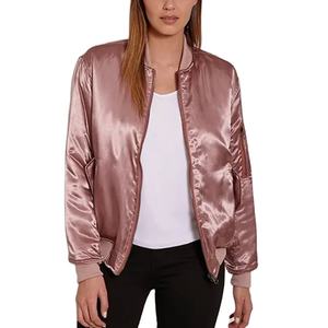 Veste de Baseball en Satin matelassé de luxe pour femmes sur mesure Varsity Bomber laine soie bouton respirant poche hiver teint Satin - Product Image 1