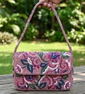 Bolso de hombro bordado con cuentas y estampado floral de animales para mujer, bolso de mano de diseño étnico para fiestas y eventos festivos - Product Image 6