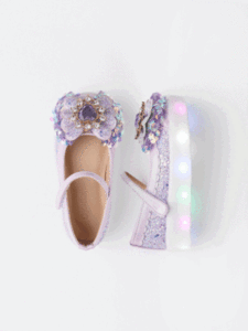 Chaussures confortables coréennes OZKIZ à enfiler pour filles de 2 à 7 ans – Mode enfantine en gros pour le printemps/automne - Product Image 1