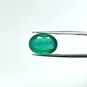 มรกตสีเขียวรูปไข่ 8.67 กะรัต จากแซมเบีย พลอยหลวม - Product Image 5