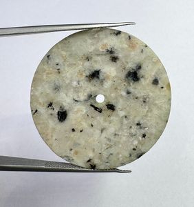 หน้าปัดนาฬิกาพร้อมกลไก NH35 หินฮาวไลท์สีขาวธรรมชาติ ขาว/ดำ ขนาด 28.50 มม. หนา 1 มม. ดีไซน์คลาสสิก สวยงาม เหมาะสำหรับการประกอบนาฬิกา - Product Image 5