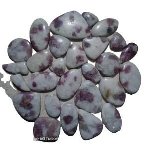 Turmalina Rosa Brasileña Natural para Joyería - Formas Variadas 20-45mm 8-12g Certificada por Terceros - Product Image 2