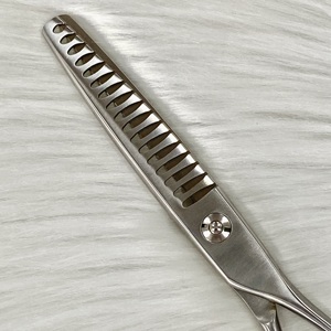 กรรไกรตัดขนสุนัขมือขวาขนาด6นิ้วทำจากสเตนเลส ISO9001ได้รับการรับรอง - Product Image 6