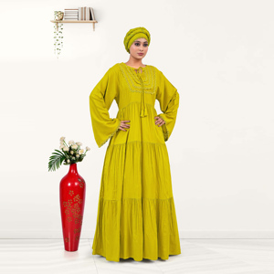 Kaftan élégant et modeste en rayonne, avec encolure ornée de dentelle fluide, silhouette confortable et décontractée, idéal pour les occasions décontractées, l'Aïd et les vacances. - Product Image 1