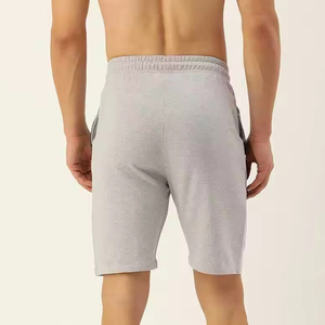 Pantalones cortos de hombre para vacaciones de verano, de precio competitivo, con corte holgado y cómodo, ideales para viajar. - Product Image 5