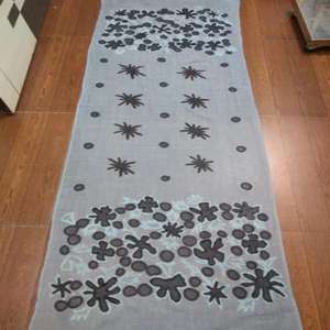 Elegante Bufanda Pintada a Mano, Suave, Cálida y Estilosa para Mujer, Ideal para Todas las Estaciones, Resistente al Viento, Transpirable y Ligera - Product Image 6