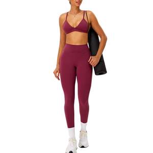 Conjunto Deportivo de Yoga de 2 Piezas para Mujer, Venta al Por Mayor, Personalizado, Top de Yoga sin Costuras con Espalda Cruzada y Leggings con Efecto Push-Up - Product Image 1