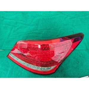 Feu arrière droit d'occasion Equus 924023N000 - Product Image 1