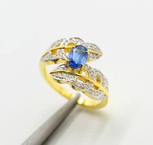 แหวนเงินแท้ 925 ชุบทอง ประดับด้วยไคยาไนต์สีน้ำเงินธรรมชาติ ดีไซน์เรียบง่าย เหมาะสำหรับเป็นของขวัญวันครบรอบ - Product Image 1