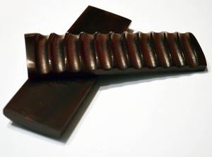 Genuine Hand Crafted Natural Buffalo Horn Knife Handle Scales Grip <b>Red</b> Impala Jigged Textured Horn Set Pair Handles <b>Material</b> - Product Image 4