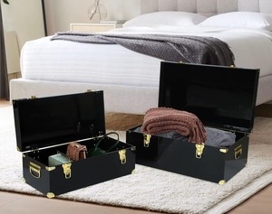 Caja de almacenamiento negra de alta calidad con cerradura dorada, cofre decorativo para organización y exhibición en el hogar, hecha a mano en India. - Product Image 6