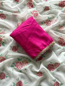 Magnifique ensemble sari et chemisier en Georgette aux couleurs éclatantes avec imprimé Gulab et bordure multicolore en perles, pour femme - Product Image 6