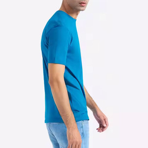 T-shirts noirs personnalisés pour hommes, manches courtes, col rond, 100 % coton peigné, logo frontal, coupe décontractée, anti-boulochage, été - Product Image 2