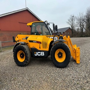 รถตัก JCB 542 70 Agri Xtra พร้อมระบบไฮดรอลิกที่ทำงานได้อย่างราบรื่น ยกสูงได้ดีเยี่ยม และมีประสิทธิภาพการควบคุมในพื้นที่ที่ยอดเยี่ยม - Product Image 6