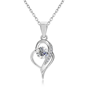 Joyería de diamante de moissanita blanca perfecta, de plata 925 colgante collar con de corazón abierto, regalo para el Día de San Valentín, joyería de destino - Product Image 1