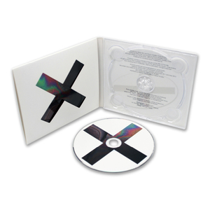 Conception spéciale découpée sur mesure, Digipak CD 4 panneaux avec pochette pour livret - Product Image 1
