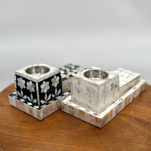 Magnifique brûleur de Bakhoor artisanal écologique en bois de santal et nacre, idéal pour les cadeaux, les hôtels et les expositions mondiales par Decor World Expo - Product Image 1